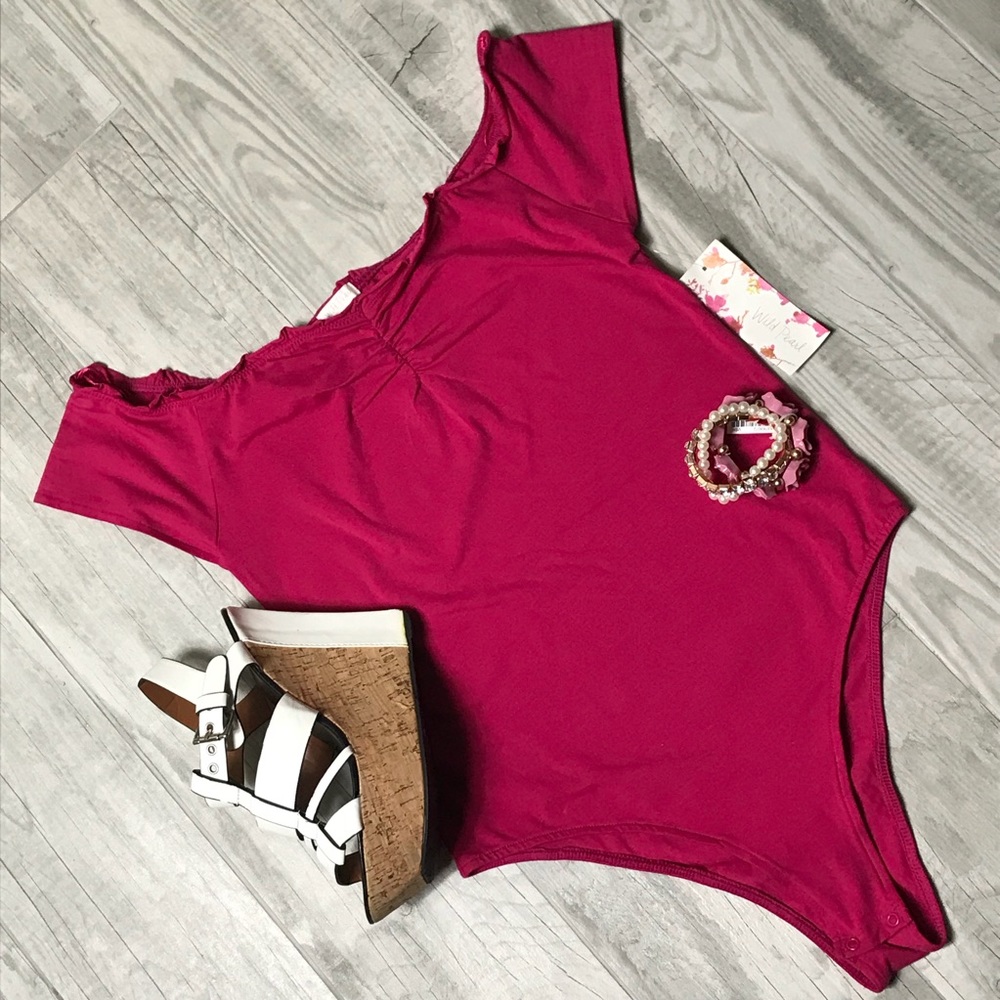 NWT Wild Pea Bodysuit